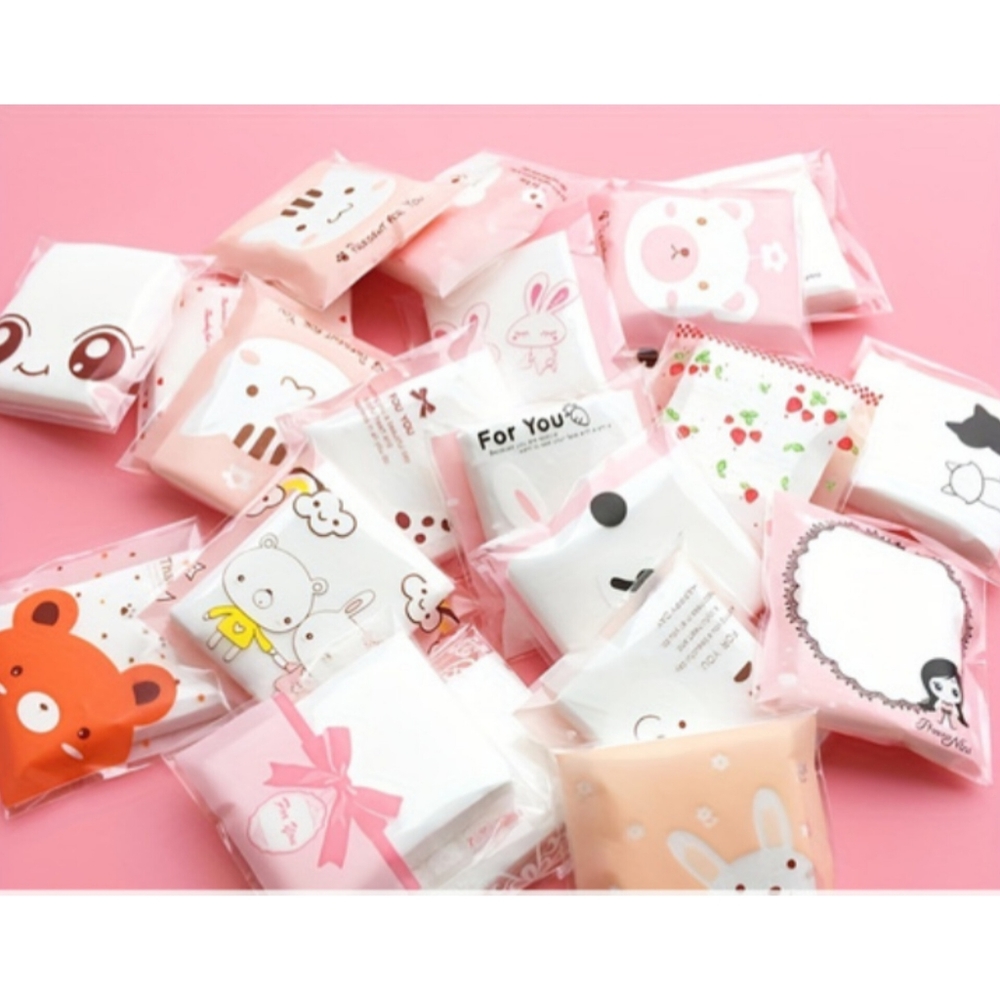 Disposable face wipes